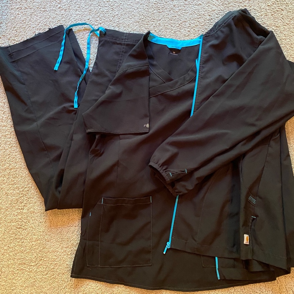 Carhartt Women’s force flex scrubs